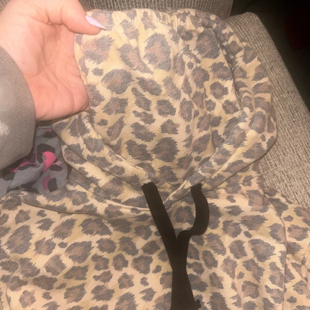 Lot of 6 hoodies for girls size 6 - Picture 9 of 15